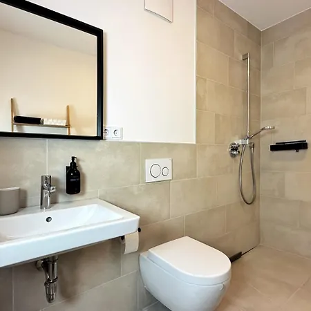 Апартаменты I Airport Deluxe With Terrace *
